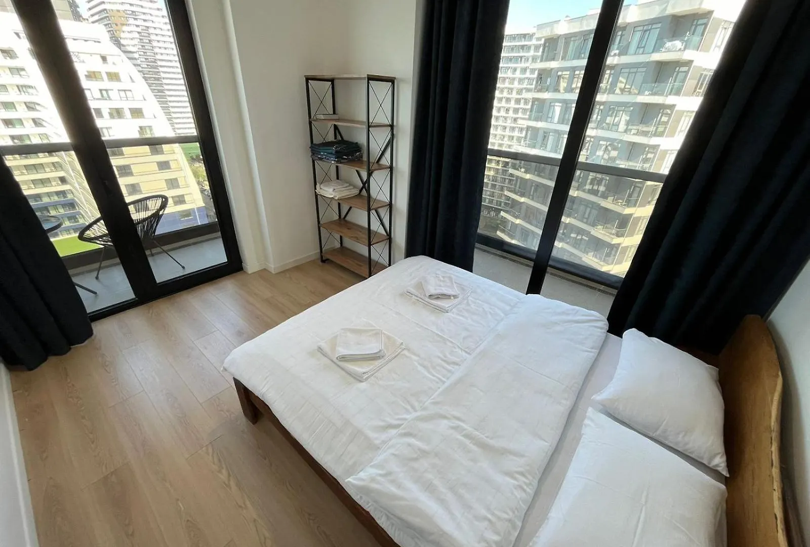 Bright Apart Near The Park Bedroom And Living Batumi Apartment